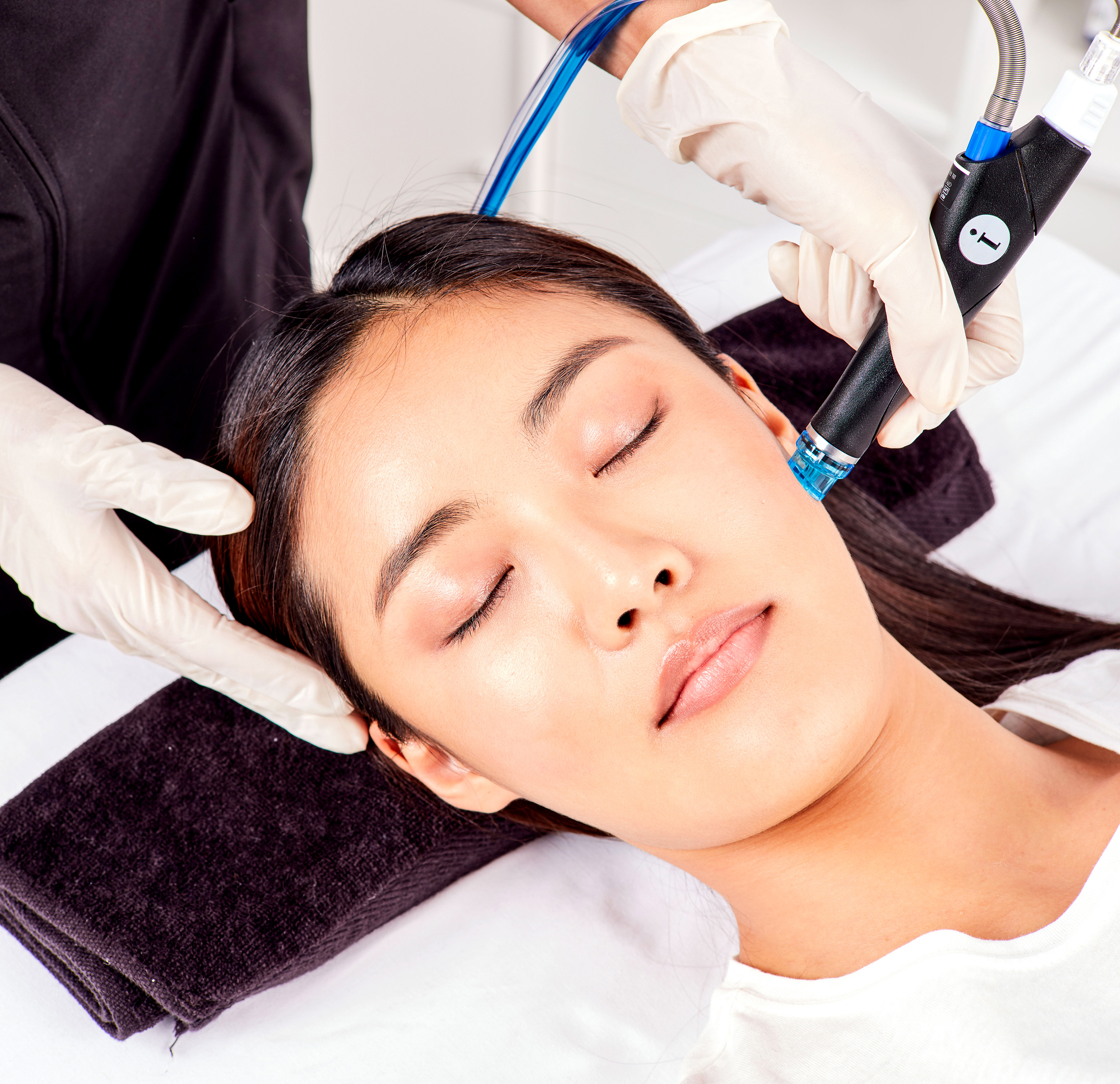 Hydrafacial - OM Signature - Médico-Esthétique St-Lambert rive-sud Montréal